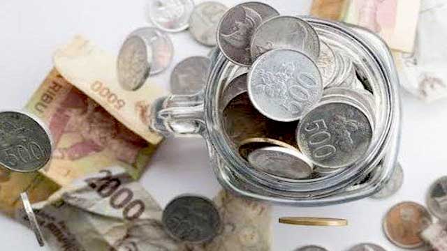 Simpan sisa uang receh