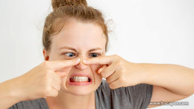 Jangan sering memencet jerawat