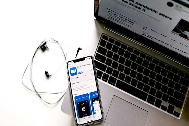 Begini Cara Menghemat Kuota Internet Termudah dan Paling Efektif di hp android dan iphone ios(Gambar oleh voi.id)