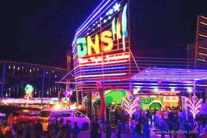 Destinasi wisata unik, lokasi atau tempat liburan di indonesia