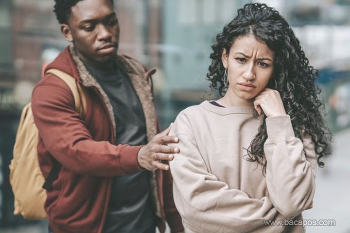 Manghadapi pasangan atau pacar yang punya kebiasaan ingkar janji karena terbiasa tidak menepati