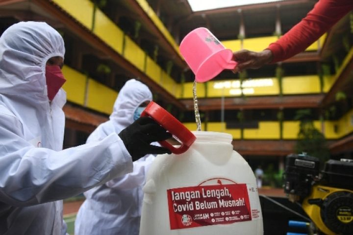 Cara Redakan Demam Gejala Covid-19 Varian Omicron